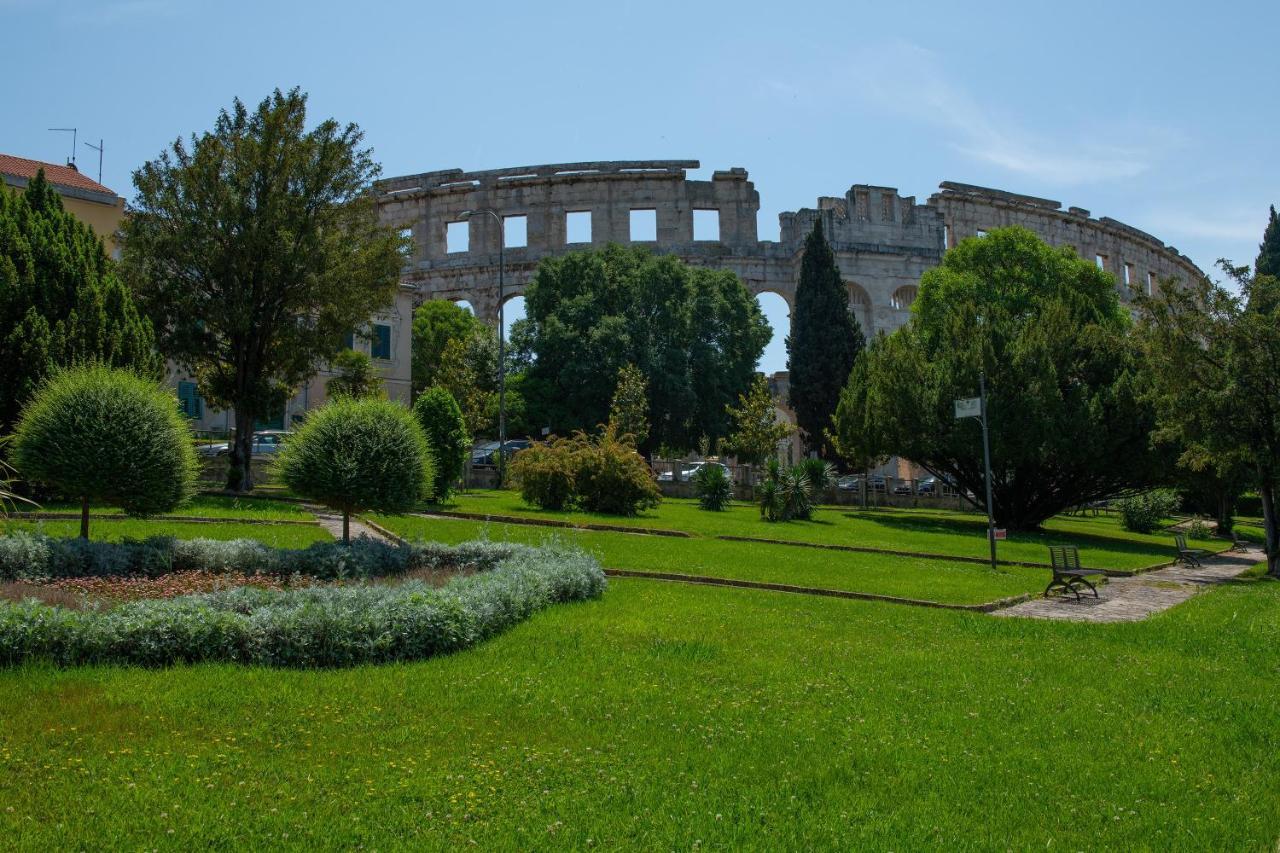 Apartman Point Pula Exterior photo